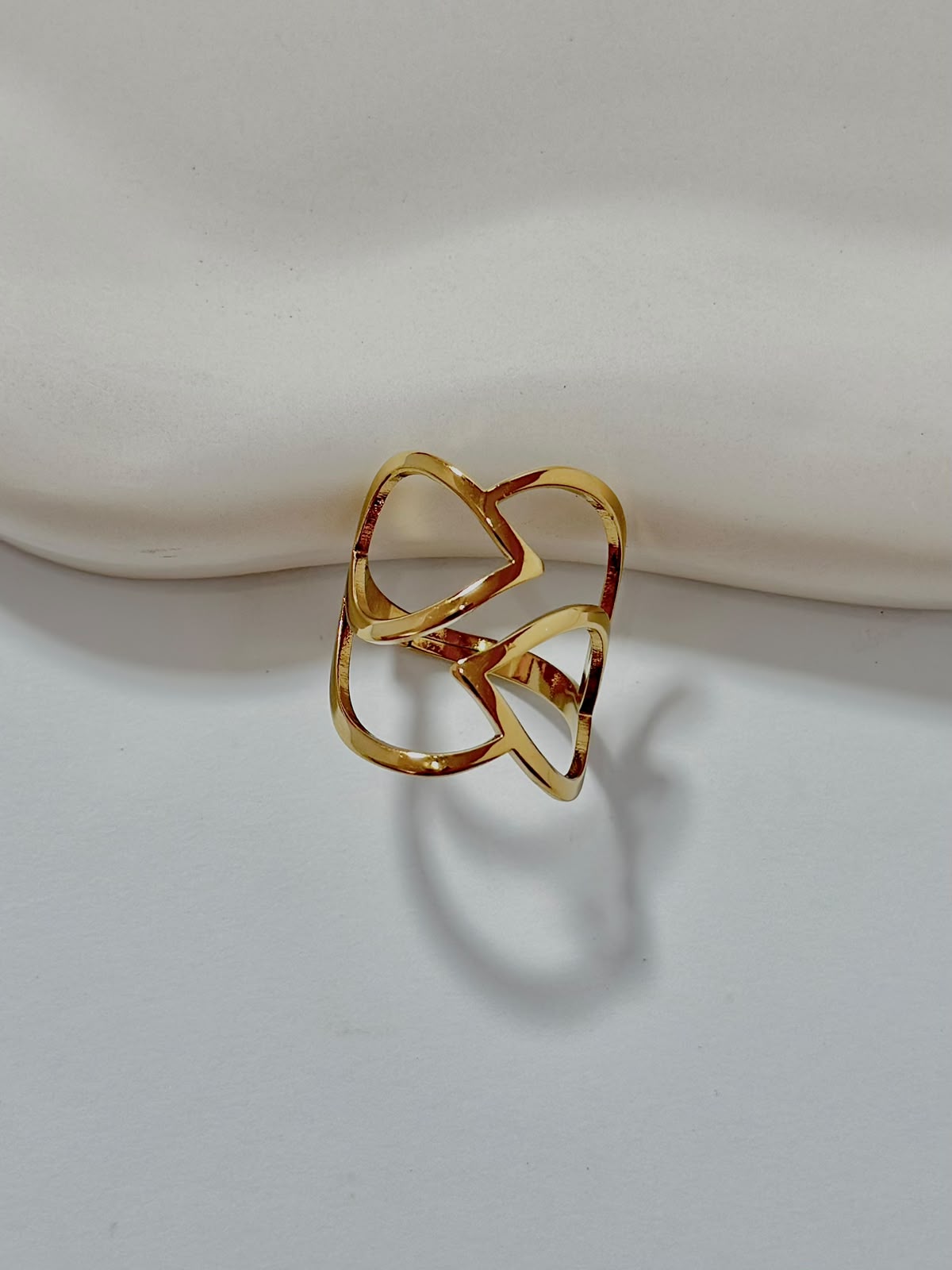 Bloslily double leaf adjustable jewelry ring with intricate leaf design on a neutral background